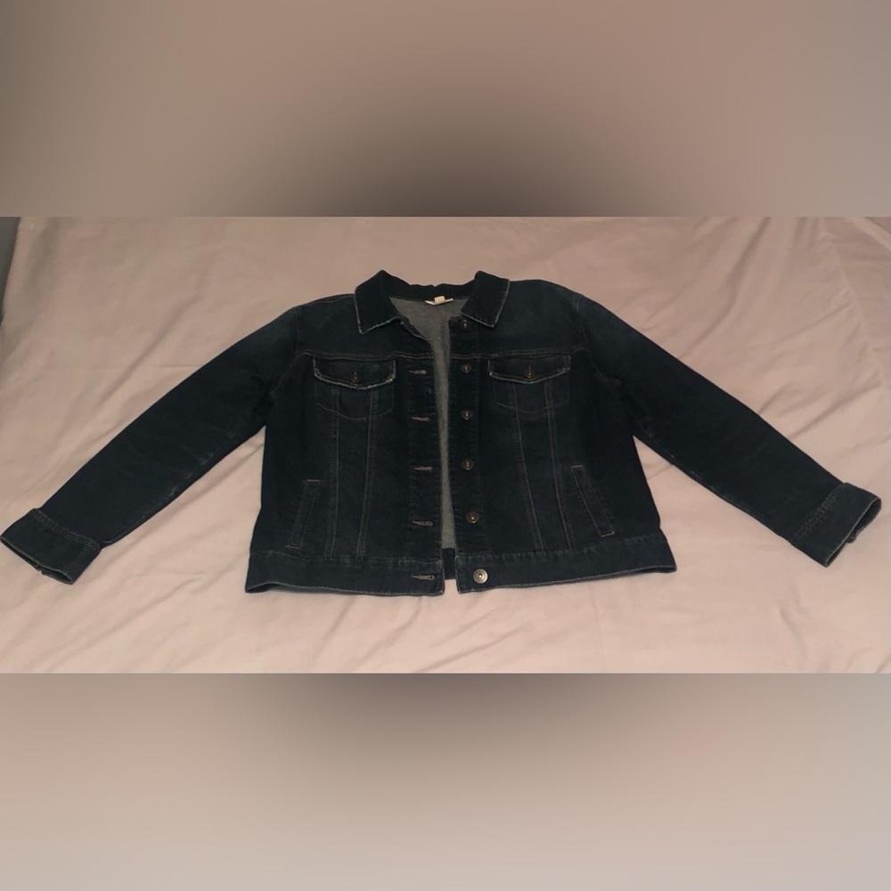 Style & Co. Dark Blue Denim Jacket - Button Front woman’s 10